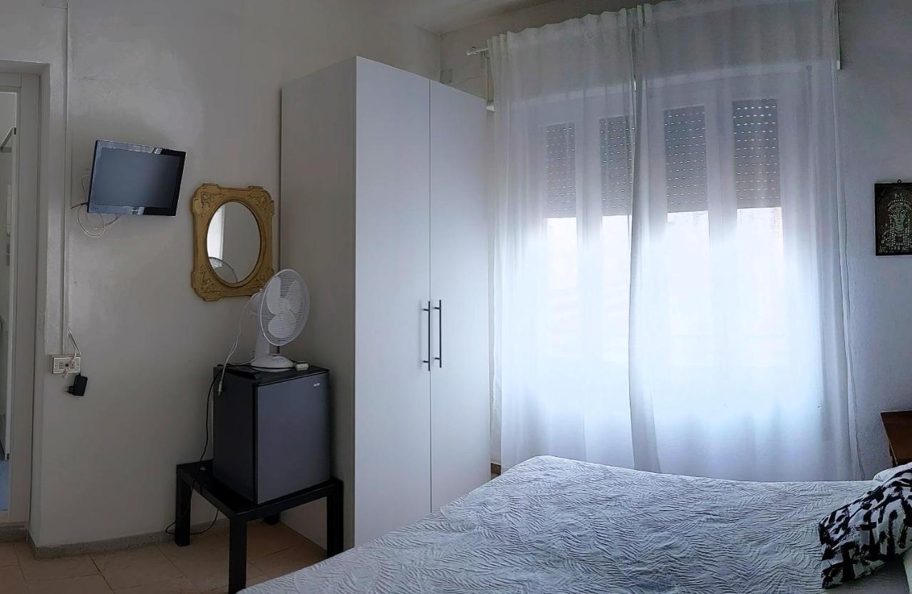 Hotel Villa Furia Bellaria-Igea Marina Zewnętrze zdjęcie